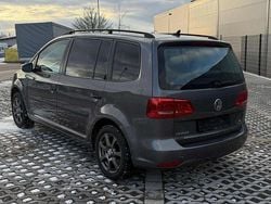 Grau Gebraucht 2014 VW Touran Van / Kleinbus | 4.999 € (Guter Preis)