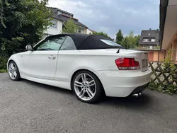 Weiß Gebraucht 2009 BMW 125 Cabriolet Cabrio | 14.990 € (Fairer Preis)
