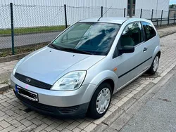 Silber Gebraucht 2003 Ford Fiesta Ambiente Kleinwagen | 2.300 € (Etwas zu teuer)