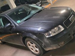 Schwarz Gebraucht 2001 Audi A4 Limousine | 990 € (Superpreis)