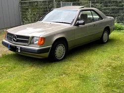 Beige Gebraucht 1988 Mercedes 230 Coupé | 6.500 €