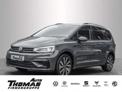 Delfingrau metallic Gebraucht 2024 VW Touran Highline Van / Kleinbus | 41.980 € (Teuer)