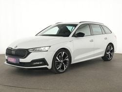 Moon weiss Gebraucht 2022 Skoda Octavia SportLine Limousine | 28.746 € (Guter Preis)