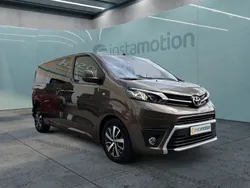 Braun Gebraucht 2020 Toyota Proace Verso Team Kombi | 36.645 € (Fairer Preis)