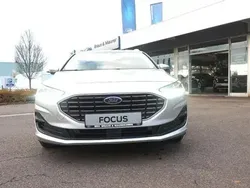 Polarsilber metallic Neu 2024 Ford Focus Titanium X Limousine | 28.480 € (Fairer Preis)
