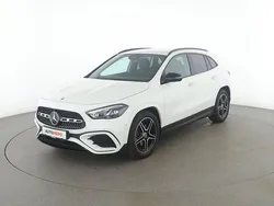Weiß Gebraucht 2024 Mercedes GLA220 AMG line SUV | 42.030 €