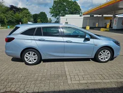 Blau Gebraucht 2016 Opel Astra Innovation Kombi | 9.100 € (Fairer Preis)