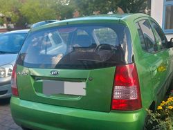 Grün Gebraucht 2007 Kia Picanto 2 Kleinwagen | 750 € (Fairer Preis)