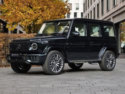 Grün Neu 2025 Mercedes G63 AMG Chrome SUV | 284.410 €