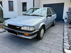 Silber Gebraucht 1988 Mazda 323 Limousine | 4.900 €
