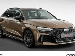 Individuallackierungen audi... Neu 2025 Audi RS3 Sportback Sport Kleinwagen | 76.450 €