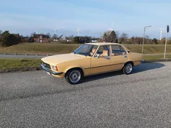 Gelb Gebraucht 1976 Opel Rekord Limousine | 9.000 €