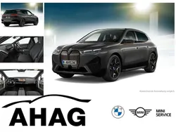 Grau Gebraucht 2023 BMW iX Sport Line SUV | 56.840 € (Etwas zu teuer)