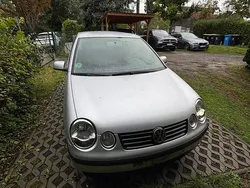 Silber Gebraucht 2002 VW Polo Kleinwagen | 600 € (Superpreis)