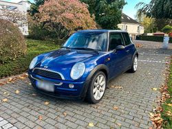 Blau Gebraucht 2002 Mini ONE Kleinwagen | 1.200 €