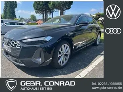 Schwarz Gebraucht 2024 Audi A5 Ambiente Coupé | 47.789 €