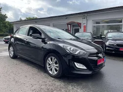 Schwarz Gebraucht 2013 Hyundai i30 Style Kleinwagen | 9.999 € (Fairer Preis)