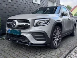 Grau Gebraucht 2021 Mercedes GLB220 AMG line SUV | 33.900 € (Etwas zu teuer)