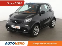 Schwarz Gebraucht 2018 Smart ForTwo Coupé Basis Kleinwagen | 14.470 € (Etwas zu teuer)