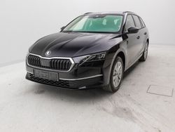 Schwarz Gebraucht 2022 Skoda Octavia Selection Kombi | 45.500 €