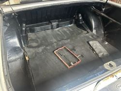 Weiß Gebraucht 1965 Mercedes 230 Limousine | 18.000 €