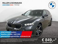 Grau Gebraucht 2024 BMW 530e M Sport Kombi | 66.950 €