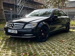 Schwarz Gebraucht 2010 Mercedes C350 Avantgarde Limousine | 5.999 € (Superpreis)