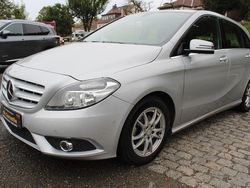 Silber Gebraucht 2012 Mercedes B180 Van / Kleinbus | 10.999 € (Fairer Preis)