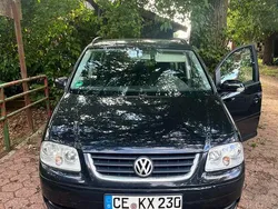 Schwarz Gebraucht 2006 VW Touran Trendline Van / Kleinbus | 2.800 € (Etwas zu teuer)