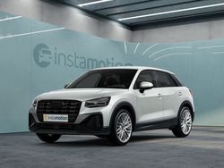 Silber Gebraucht 2024 Audi Q2 Sport SUV | 40.000 €