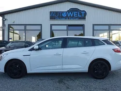 Weiß Gebraucht 2019 Renault Mégane IV Limousine | 10.990 € (Guter Preis)