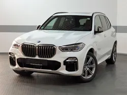 Weiß Gebraucht 2019 BMW X5 M50 Comfort Edition SUV | 54.900 € (Superpreis)