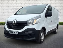 Weiss Gebraucht 2018 Renault Trafic Komfort Van / Kleinbus | 11.925 € (Fairer Preis)
