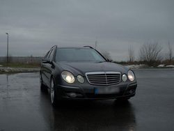 Grau Gebraucht 2007 Mercedes E320 Avantgarde Kombi | 4.444 € (Guter Preis)