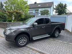 Braun Gebraucht 2016 Mitsubishi L200 Abholung | 19.500 € (Guter Preis)