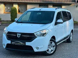 Weiß Gebraucht 2017 Dacia Lodgy Lauréate Van / Kleinbus | 7.299 € (Guter Preis)