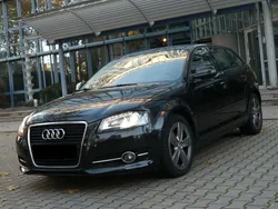 Schwarz Gebraucht 2011 Audi A3 Sportback Ambiente Limousine | 8.100 € (Fairer Preis)