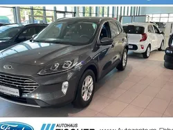 Grau Gebraucht 2024 Ford Kuga Titanium X SUV | 29.877 € (Fairer Preis)