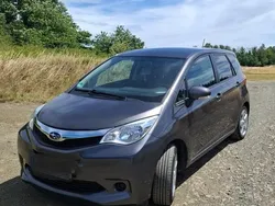 Grau Gebraucht 2011 Toyota Verso-S Active Van / Kleinbus | 4.490 € (Guter Preis)