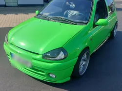 Grün Gebraucht 1999 Renault Clio Coupé | 3.900 €