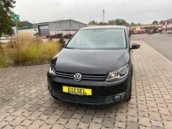Schwarz Gebraucht 2011 VW Touran Van / Kleinbus | 7.999 € (Teuer)
