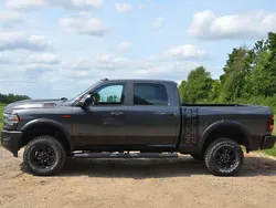 Grau Gebraucht 2023 Dodge Ram Abholung | 94.900 €
