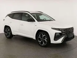 Serenity white metallic Neu 2025 Hyundai Tucson N Line SUV | 34.595 € (Fairer Preis)