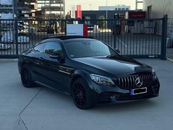 Schwarz Gebraucht 2019 Mercedes C400 AMG Coupé | 37.990 € (Fairer Preis)
