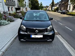Schwarz Gebraucht 2016 Smart ForTwo Coupé Coupé | 4.450 € (Fairer Preis)
