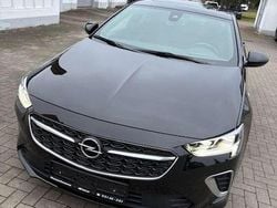 Onyx schwarz Gebraucht 2021 Opel Insignia Limousine | 28.490 € (Guter Preis)