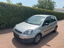 Silber Gebraucht 2007 Ford Fiesta Ambiente Kleinwagen | 2.999 € (Fairer Preis)