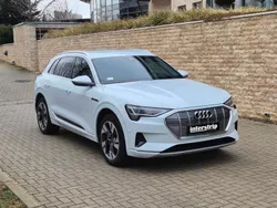 Weiß Gebraucht 2022 Audi e-tron Sport SUV | 35.990 €