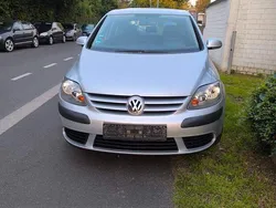 Silber Gebraucht 2005 VW Golf Plus Comfortline Van / Kleinbus | 3.550 € (Etwas zu teuer)