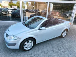 Gebraucht 2004 Renault Mégane Cabriolet Cabrio | 2.400 € (Teuer)